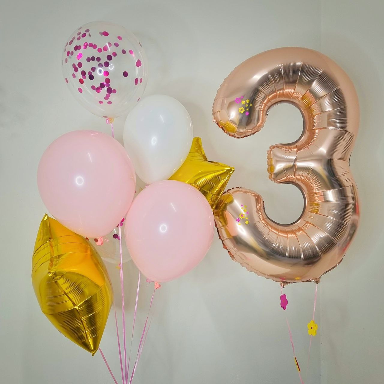 Dostava balona Novi Sad Dostava balona Beograd. Шары с гелием, фотозоны Нови Сад Белград. Balone i dekoracije od balona Novi Sad Beograd