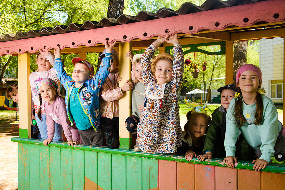 Живые и яркие фотографии в детском саду. Студия выпускных альбомов Ольги Галкиной. Томск