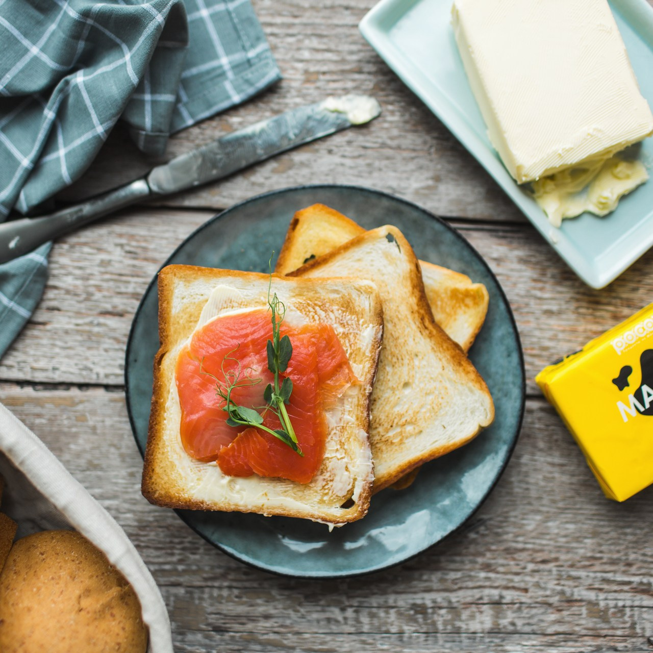 Фуд съемка молочной продукции комбината Роса в Смоленске. Фотограф | Михаил Буш Смоленск