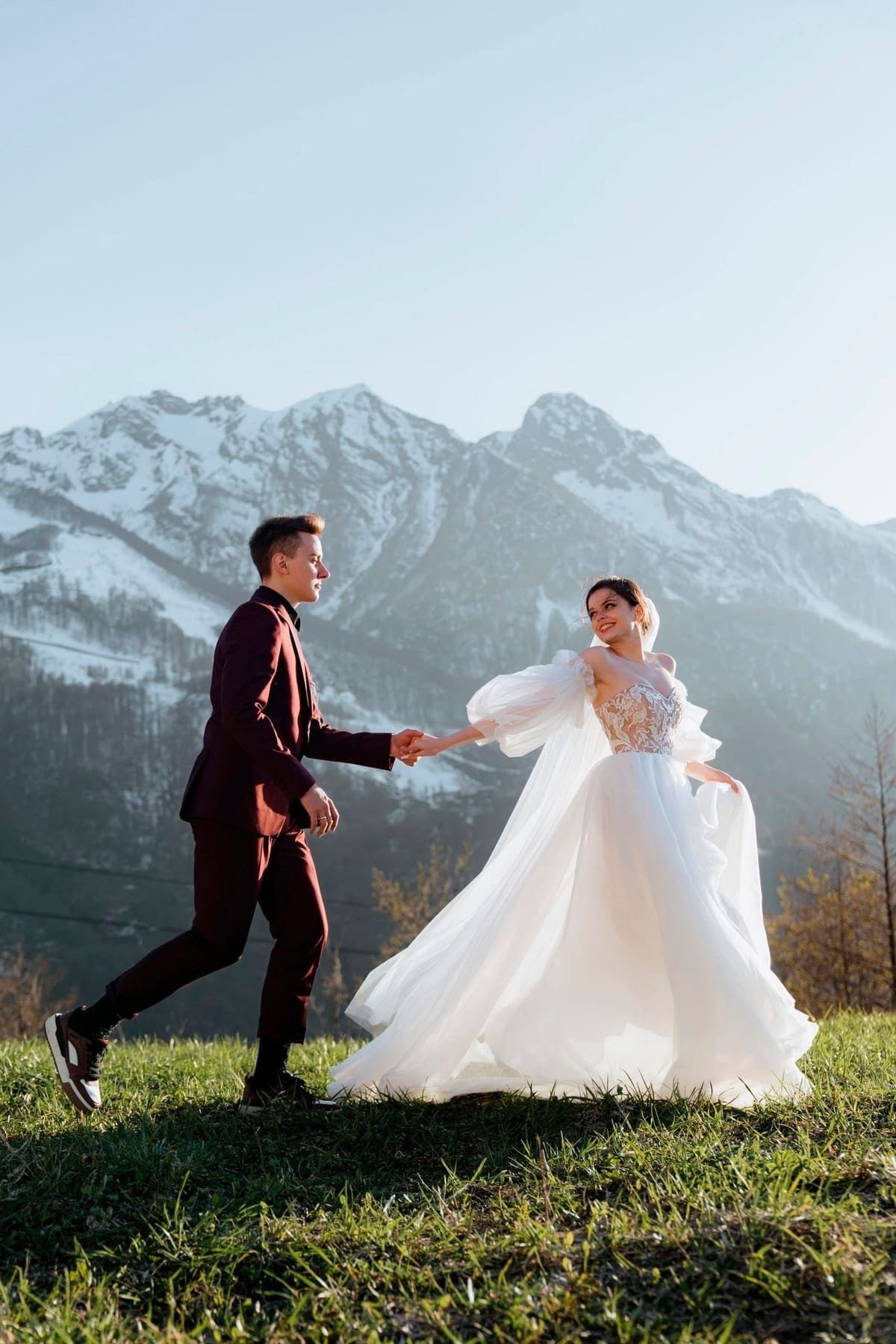 Живописные локации Красной Поляны для свадебной съемки