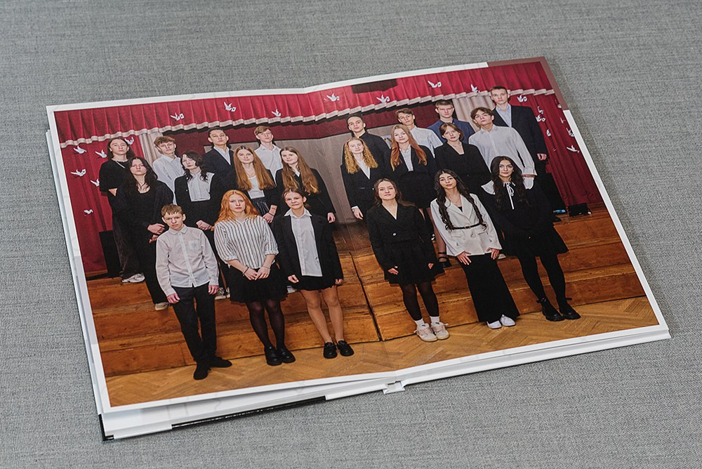 Выпуск Плюс. Школа 9, 11 класс. Выпускные альбомы СПБ. Фотограф в Садик и Школу