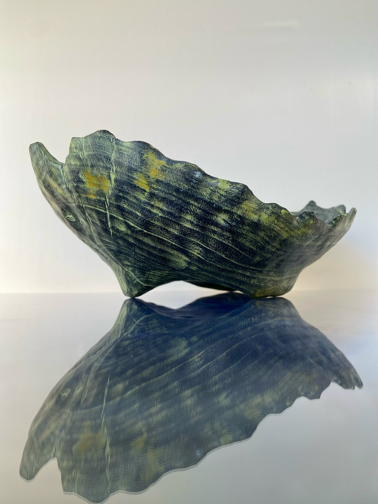 Авторская посуда и предметы интерьера из дерева. Арт-объекты для стен. Авторские картины, панно, часы и портреты по фото