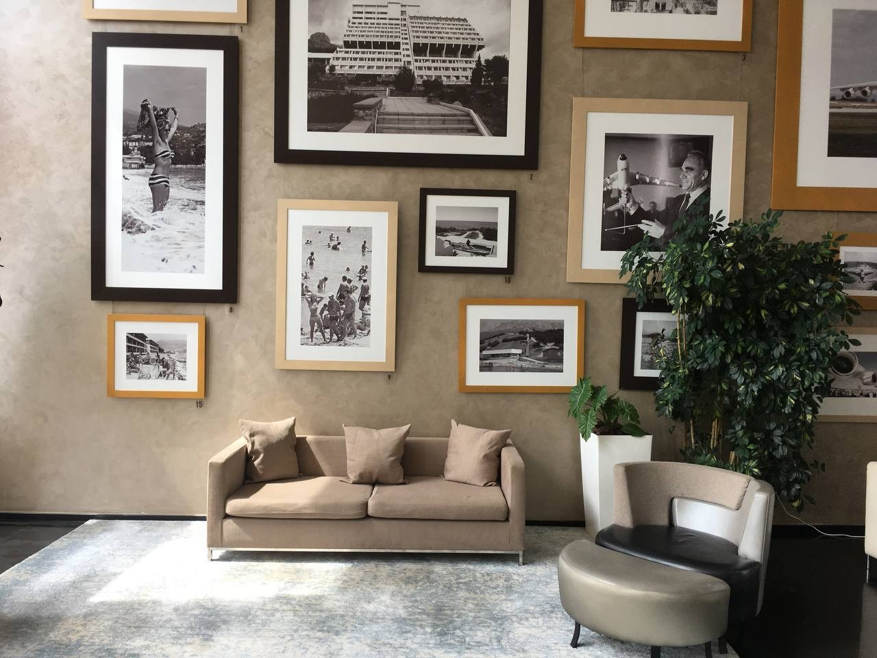 Локации для фотосессии в Ялте. Профессиональная фотосъемка в Крыму. Натуральные эмоции и живые кадры. Забронируйте дату прямо сейчас!