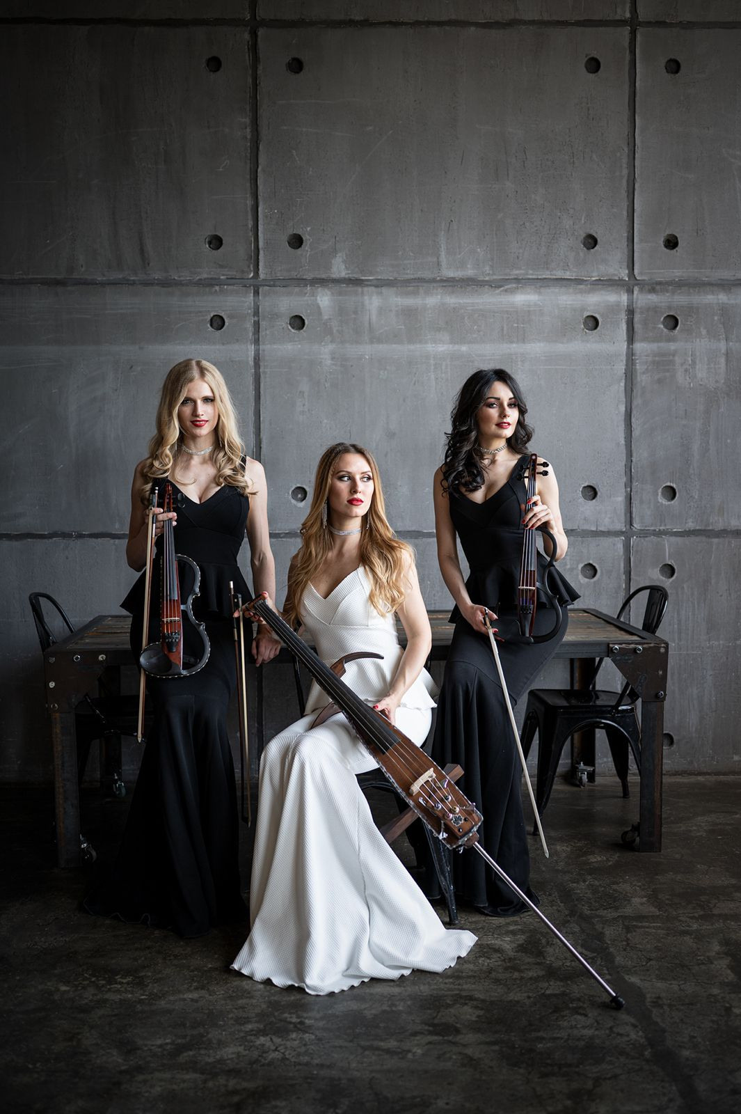 Шоу струнный коллектив. Подрядчики и друзья сети свадебных площадок House for wedding