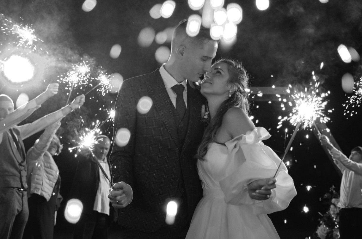 Фотограф Цвайгерт. Подрядчики и друзья сети свадебных площадок House for wedding