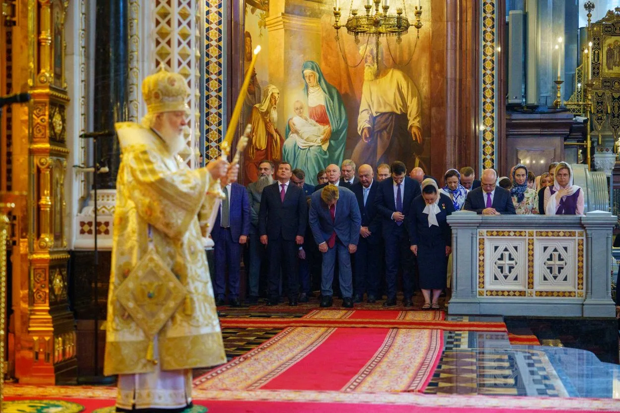 МИТРОПОЛИТ ИГНАТИЙ ПРИНЯЛ УЧАСТИЕ В БОЖЕСТВЕННОЙ ЛИТУРГИИ И ТОРЖЕСТВАХ В ДЕНЬ ТЕЗОИМЕНИТСТВА СВЯТЕЙШЕГО ПАТРИАРХА КИРИЛЛА. Саратовское Северо-Западное благочиние