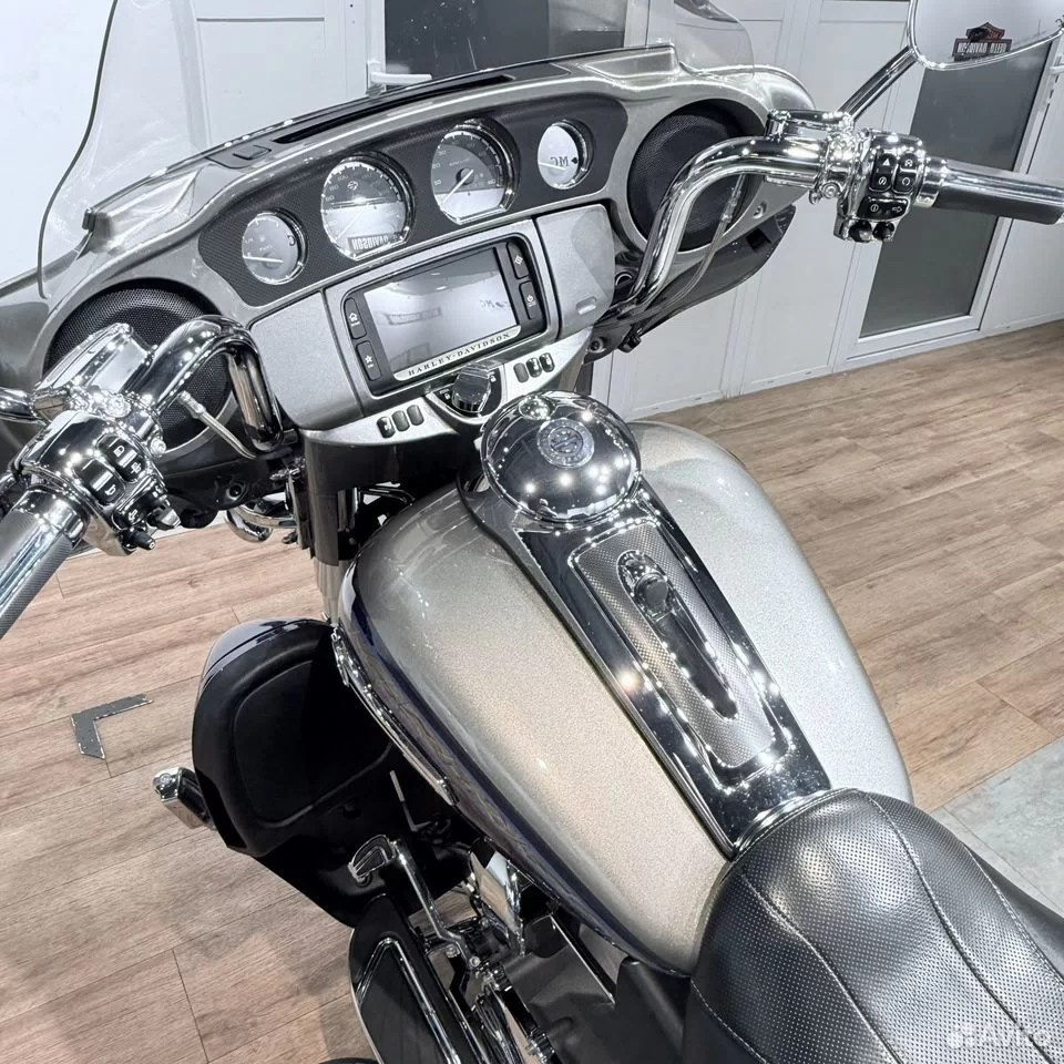 2016 CVO Limited 110 АВS Раlladium Silver / Phаntоm Вlue. Hello Davidson, Москва. Только хорошие мотоциклы…