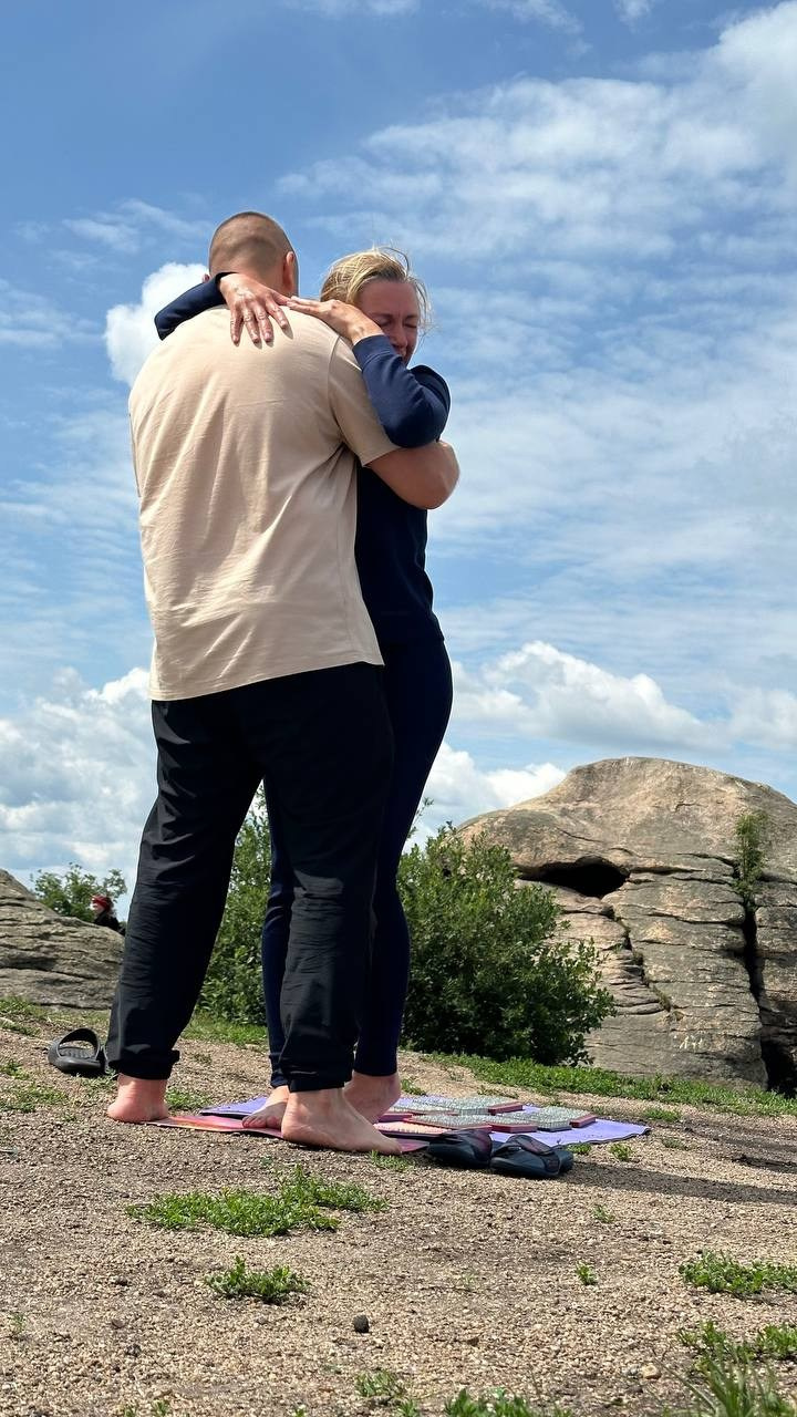 Ретриты по местам силы. Андрей Стахеев гипнолог Регрессолог целитель эксперт по работе с Родом