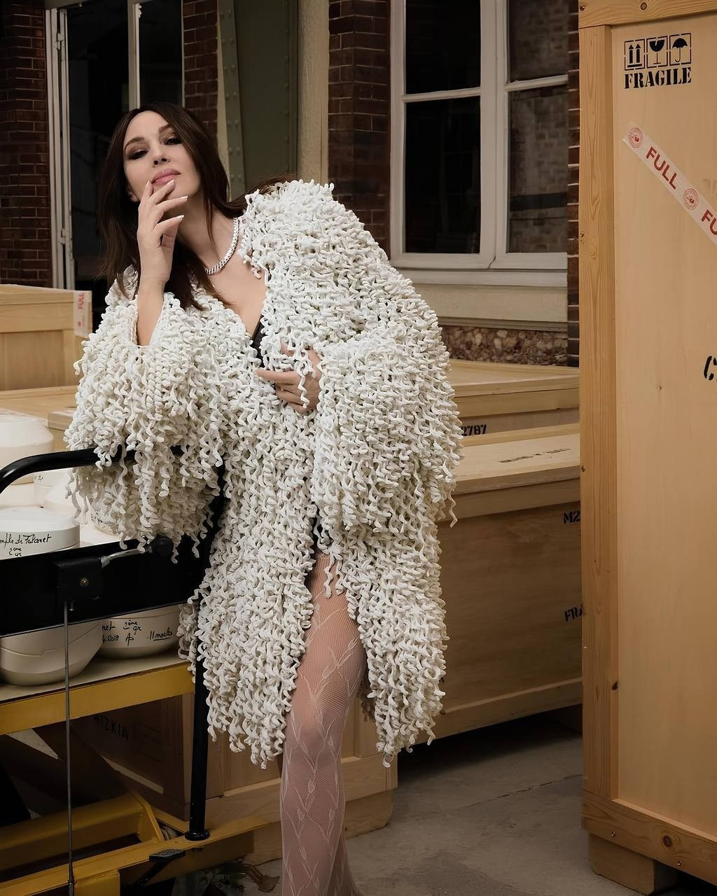 Моника Беллуччи — на обложке Vogue Portugal 2025. Фотограф / Мастерская фотографии МетоD