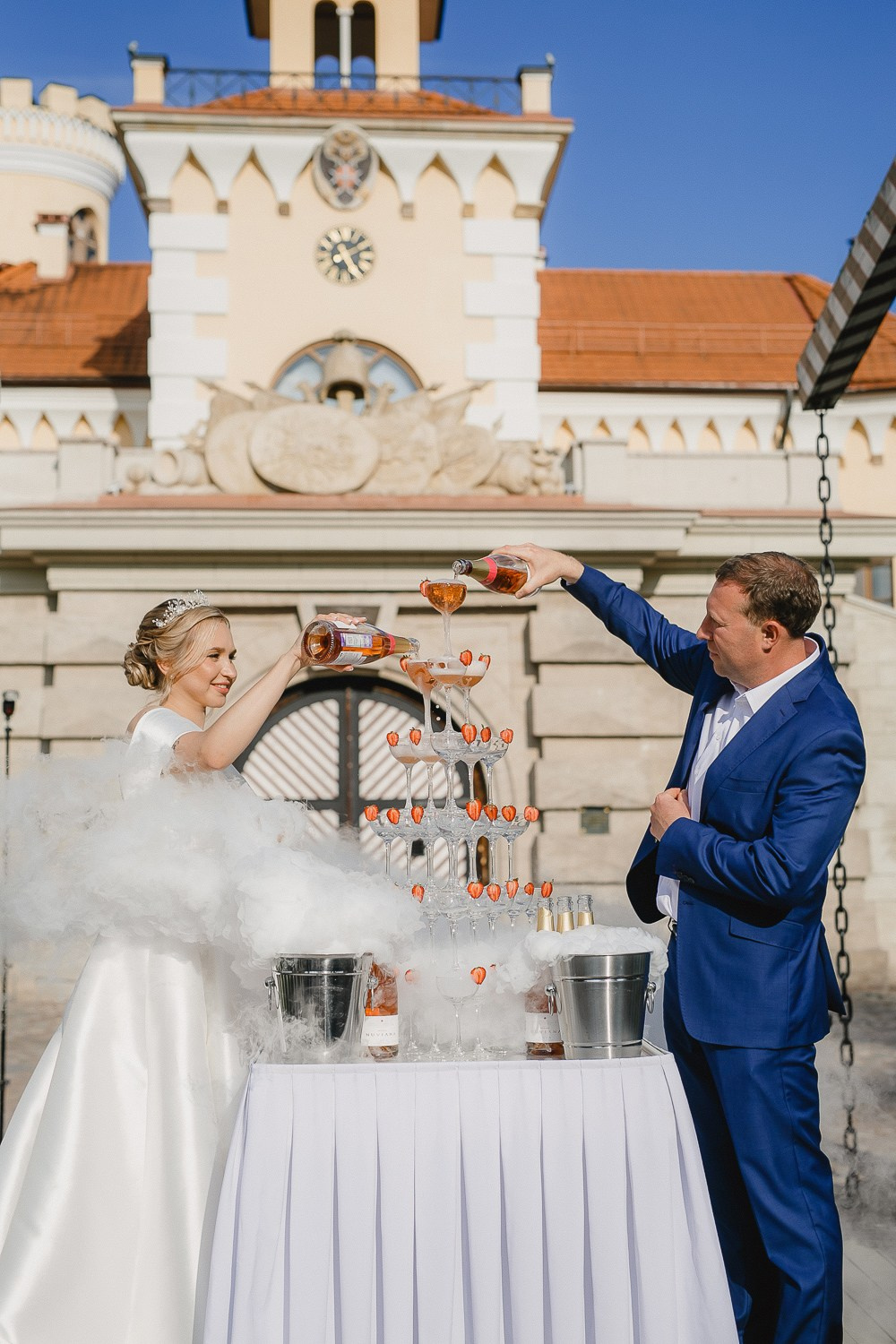 Свадьба в замке БИП. Семейный, портретный и свадебный фотограф в Санкт-Петербурге и Москве