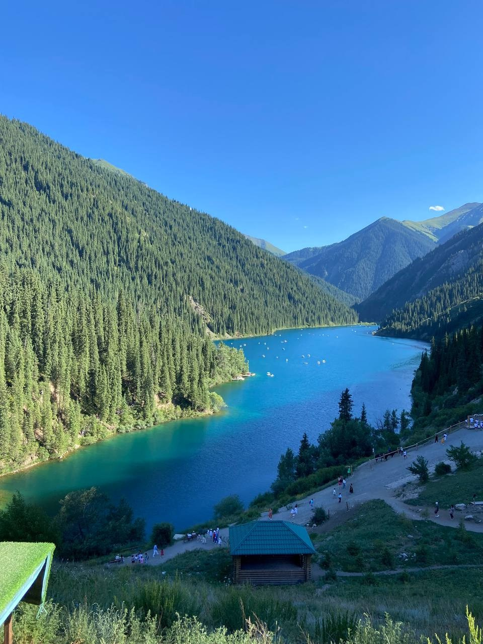 Melon Travel в Алматы: экскурсии и джип туры в Чарынский каньон, озера Каинды, Кольсай, Иссык, национальный парк Алтын Эмель