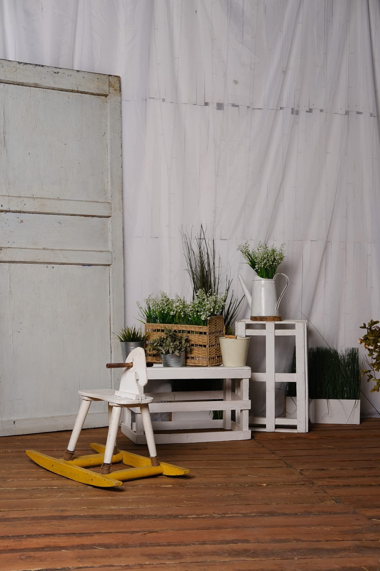 Аренда зала Village 800 ₽. Фотограф Герман Локоцкий, семейные фотосессии в Санкт-Петербурге