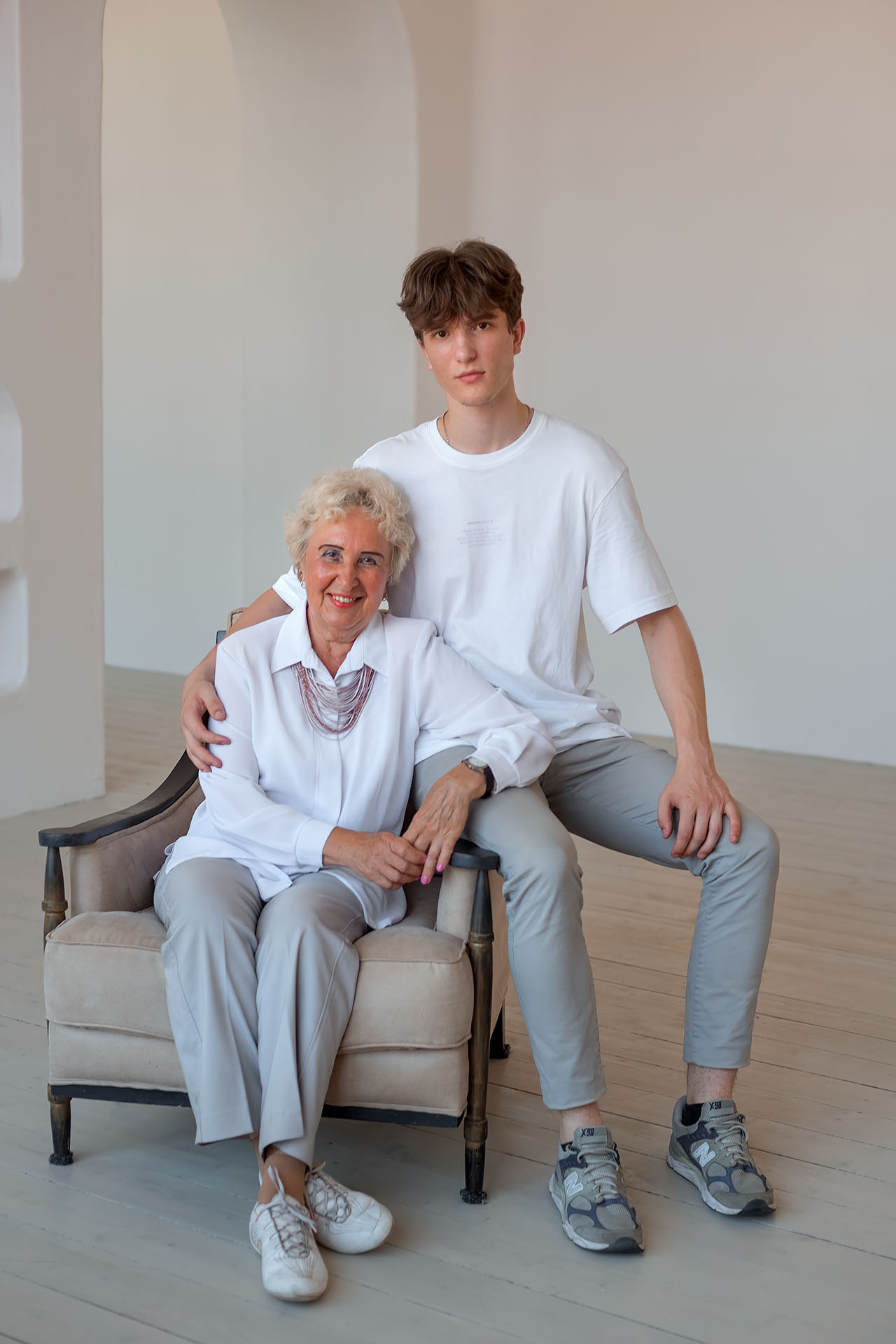 Семейная фотосессия в студии. Фотограф Юлия Кондратьева