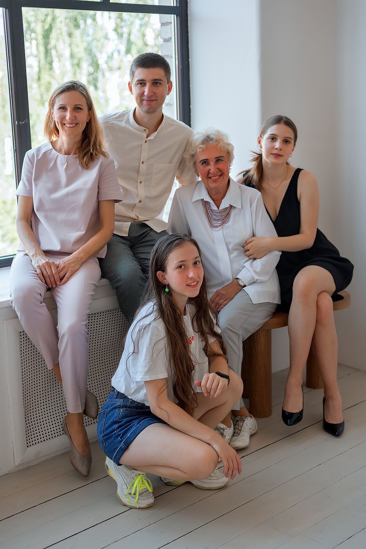 Семейная фотосессия в студии. Фотограф Юлия Кондратьева