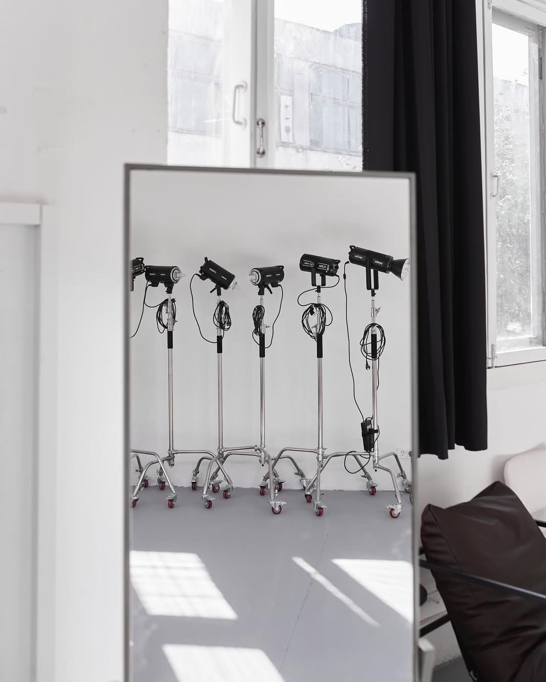 Фотостудия MARK — идеально подходит для съёмок в разных стилях. Фотограф в Минске Людмила Дутко