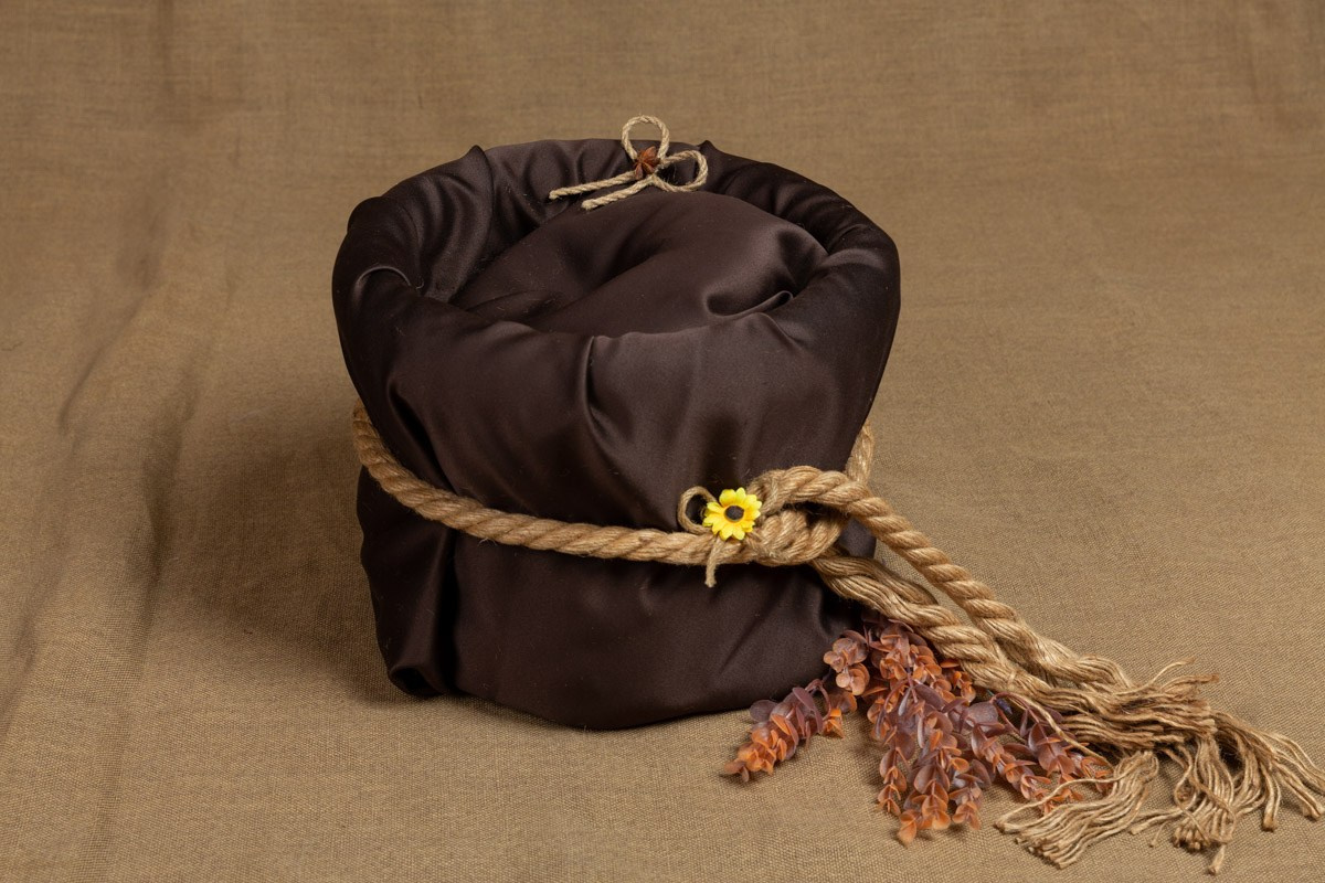 Реквизит для новорожденных и младенцев. Фотостудия Алматы. Семейная и детская фотостудия Family studio.Фотограф Алматы