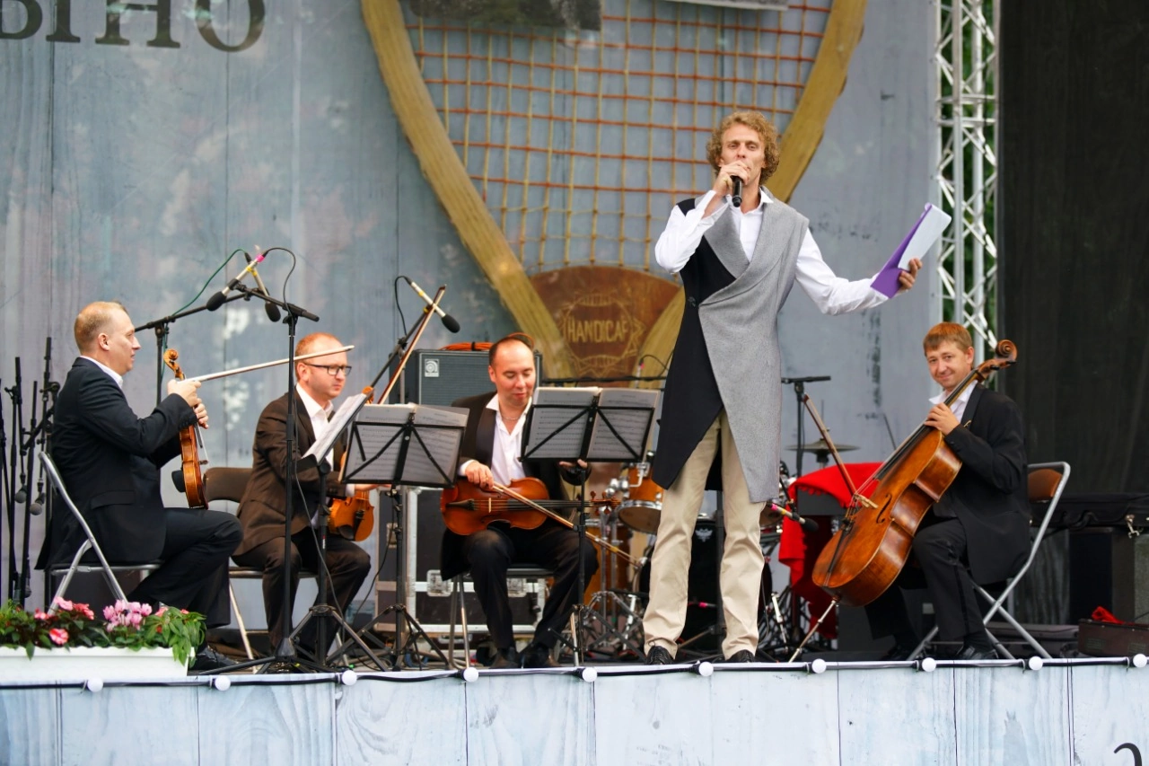 Ведущий фестиваля «Дачное Царицыно»