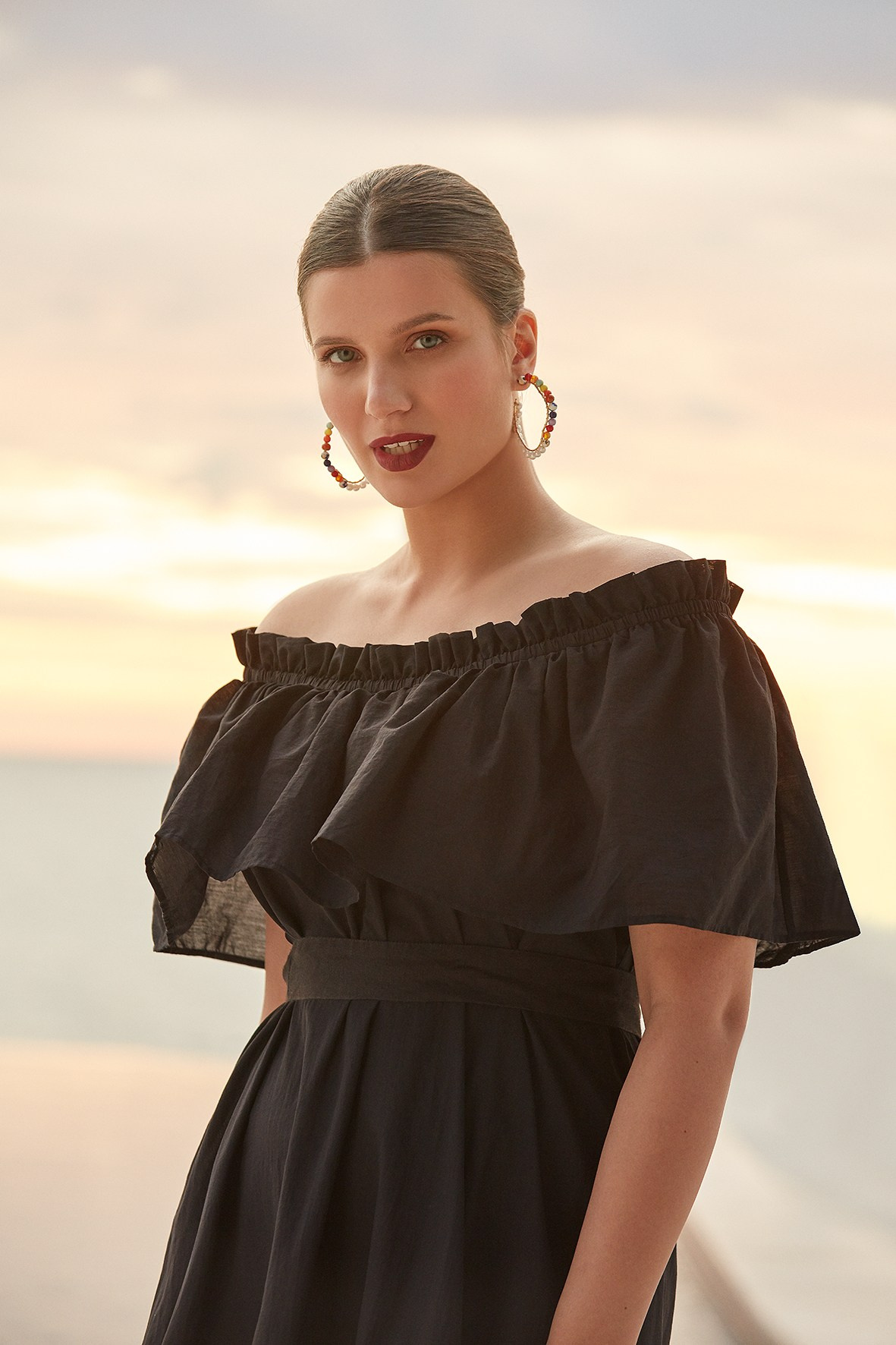 Модель Полина Новосибирск. Коммерческий фотограф для маркетплейсов Wildberries и Ozon в Новосибирске — фото и видео для брендов