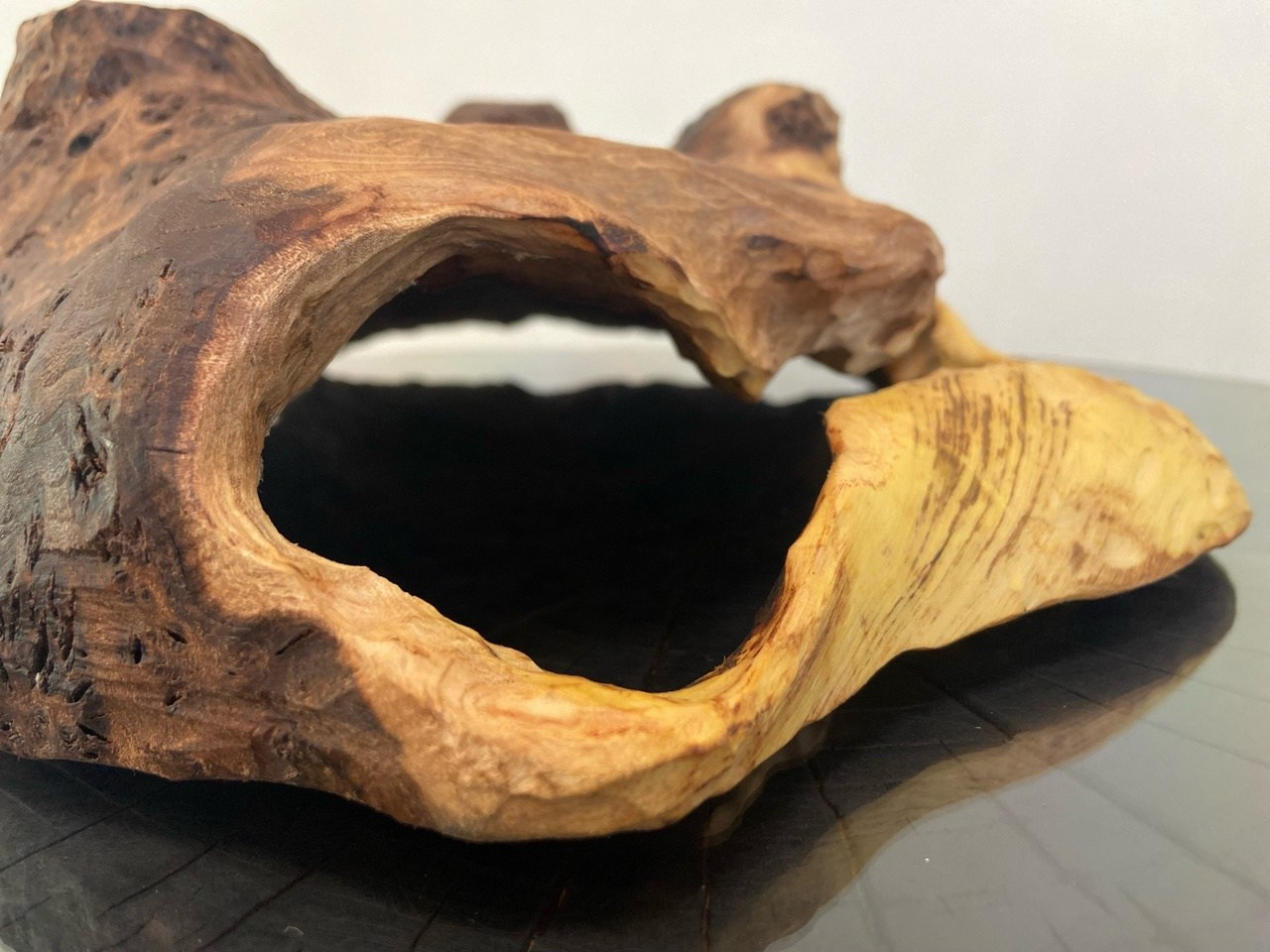 Авторская посуда и предметы интерьера из дерева. Арт-объекты для стен. Авторские картины, панно, часы и портреты по фото