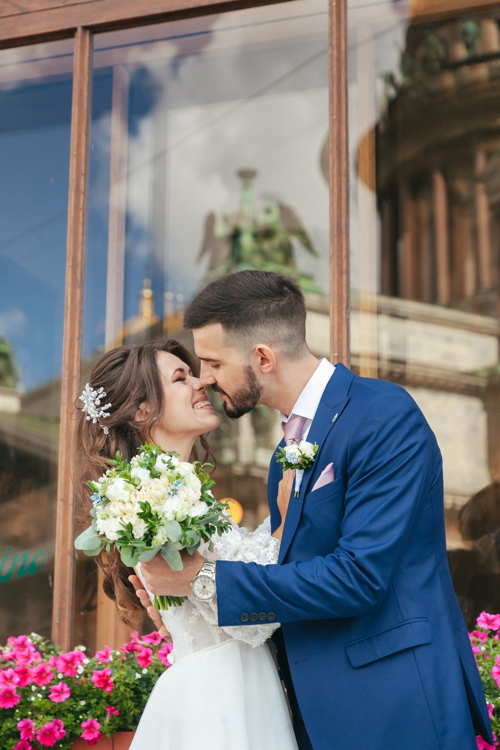 Свадебная прогулка в СПб, фотограф Денис Шмигирилов. Фотограф крещение венчание в Петербурге! Помогает подобрать храм и посоветовал душевного батюшку в СПб
