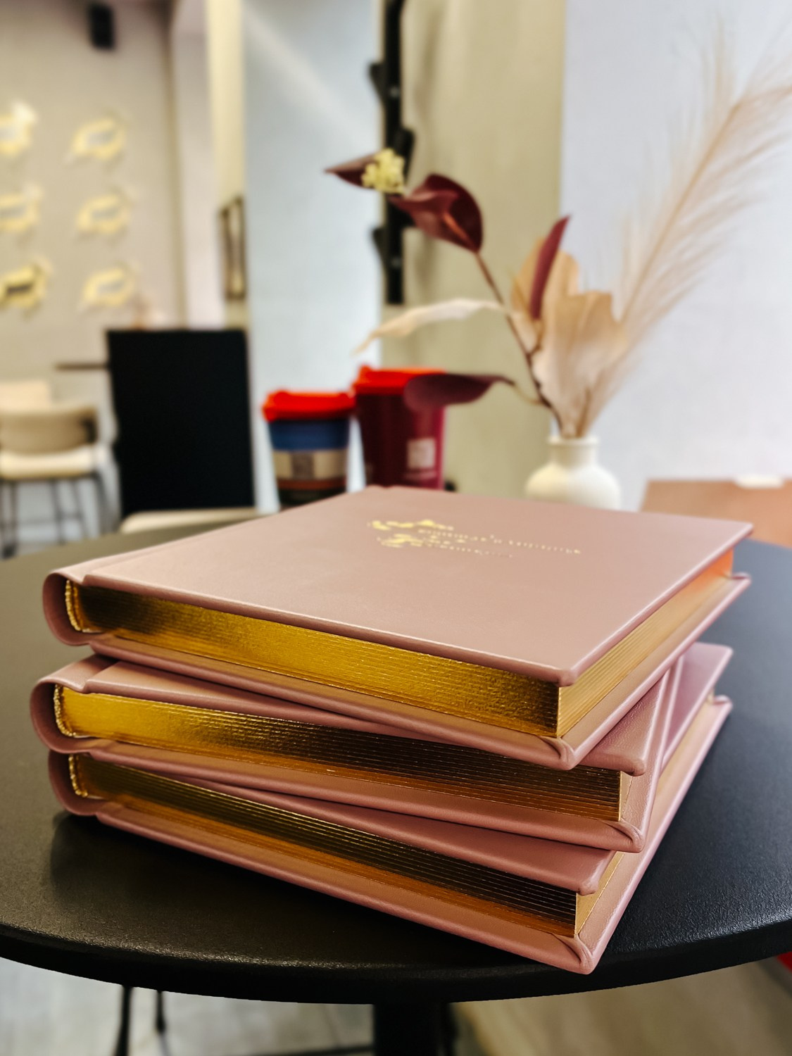 Фотокнига 20×20см стандарт +. Фотограф крещение венчание в Петербурге! Помогает подобрать храм и посоветовал душевного батюшку в СПб