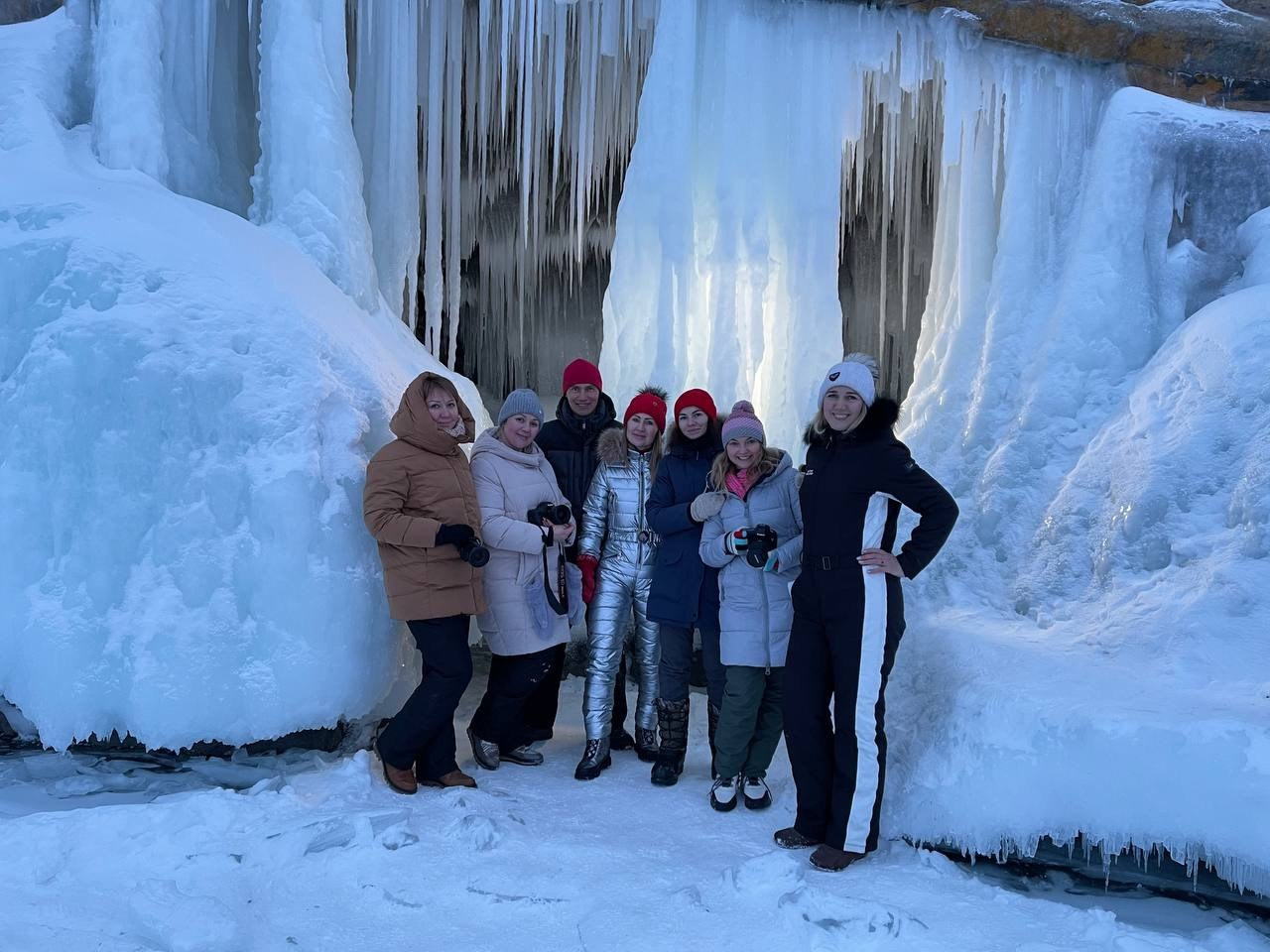 Обучающий фототур на зимний Байкал с Еленой Михайловой. 07–12 февраля 2025 г. Детский и семейный фотограф Елена Михайлова в Москве