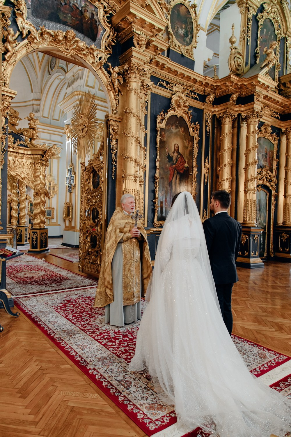 где венчаться в спб, лучшие храмы для венчания, крещения, как записаться Богоявленский Никольский морской собор, лучшие церкви для венчание, сколько стоит венчание в соборе спб