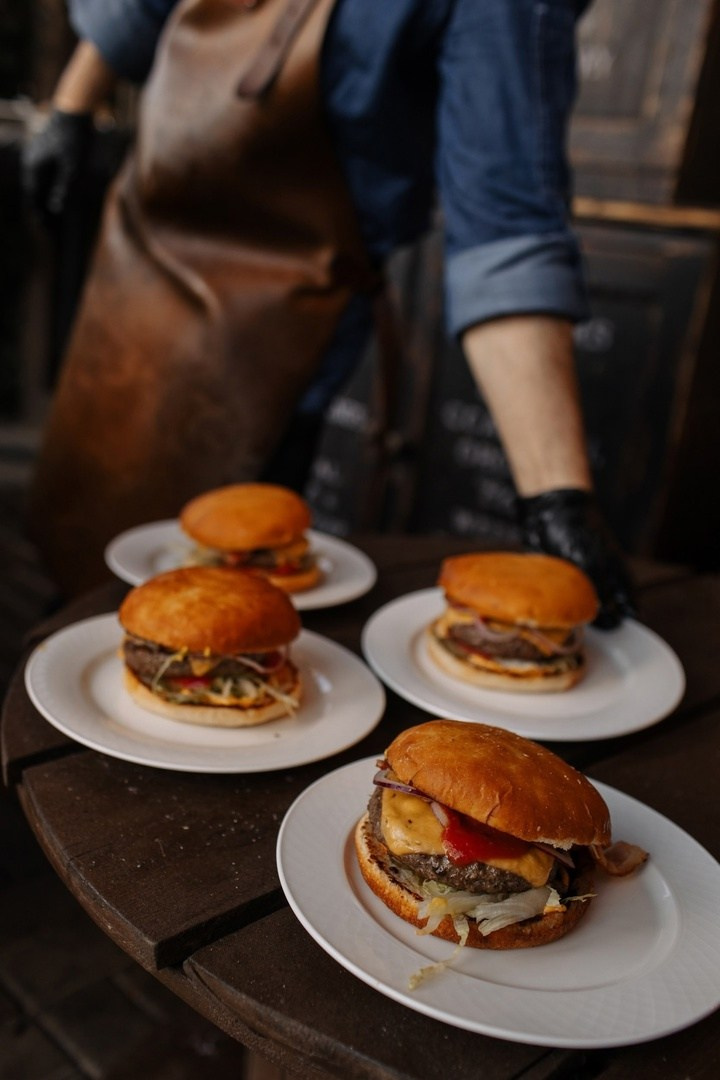 Бургерная станция. Кейтеринг Royal Catering | По Москве и Московской области организуем р