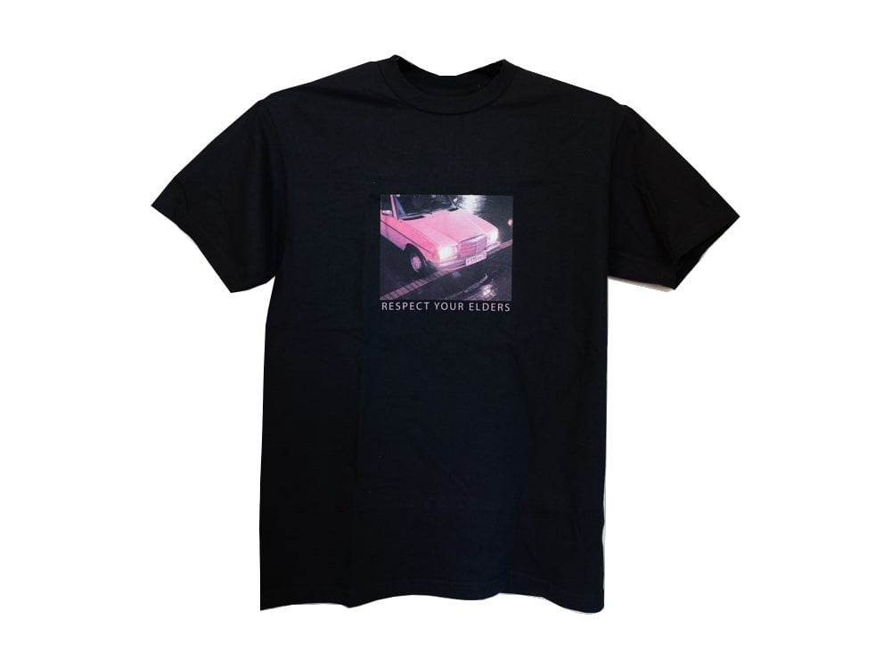 тираж футболки ограничен и доступен по предварительному заказу