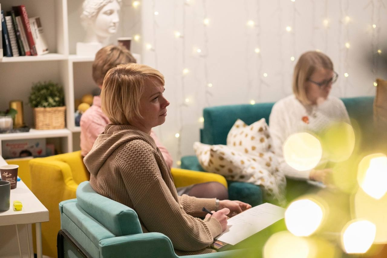 «В КРУГУ» Психологические тренинги в Санкт-Петербурге в живом формате