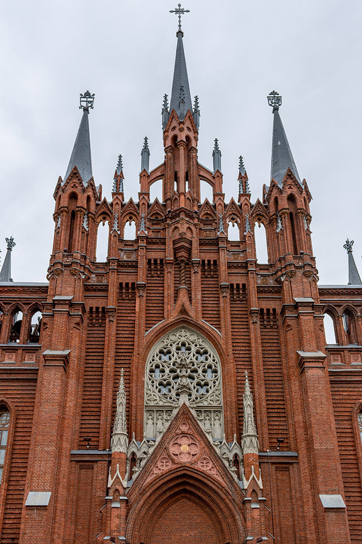 католический собор в Москве на улице большая грузинская