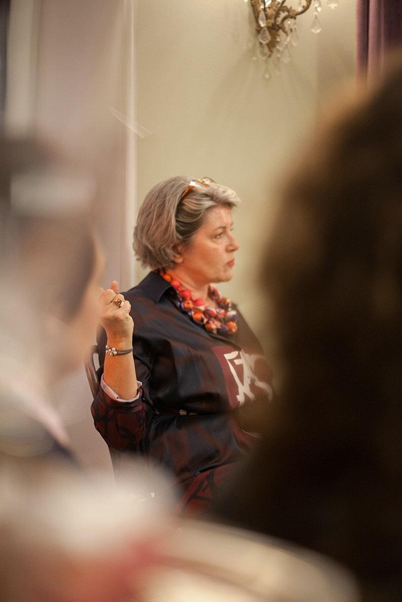 В Петербурге время чая. ФОТОГРАФ ЛИЛИЯ БИЧУРИНА