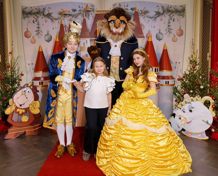 Разработка и реализация концепции декора для новогоднего мероприятия для агентства Andersen event. Главная