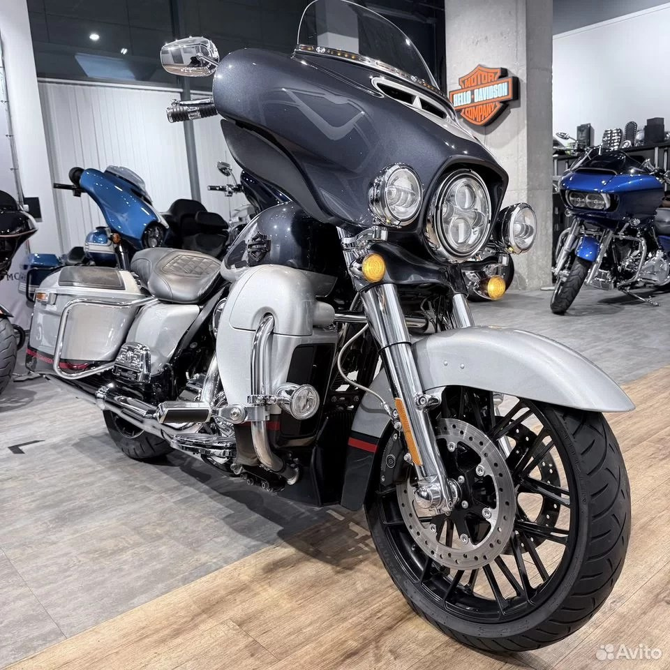 Купить Harley-Davidson 2019 CVO Street Glide Special 117 (Magnetic Grey) (Touring) — подробнее на сайте. Hello Davidson, Москва. Только хорошие мотоциклы…