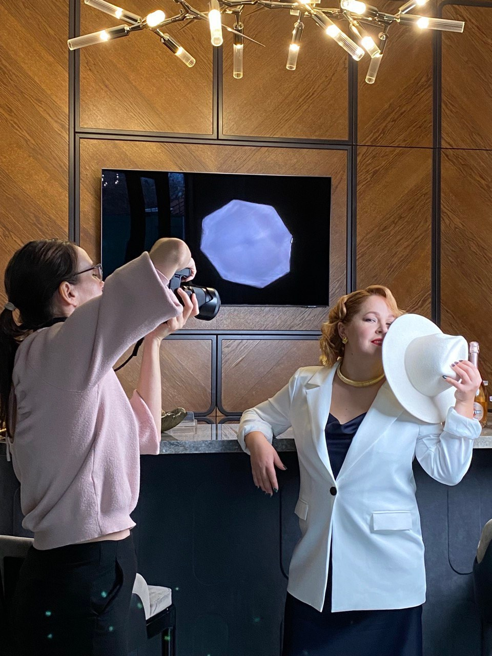 Аренда помещений под мероприятия и фотозоны в Тюмени, снять зал