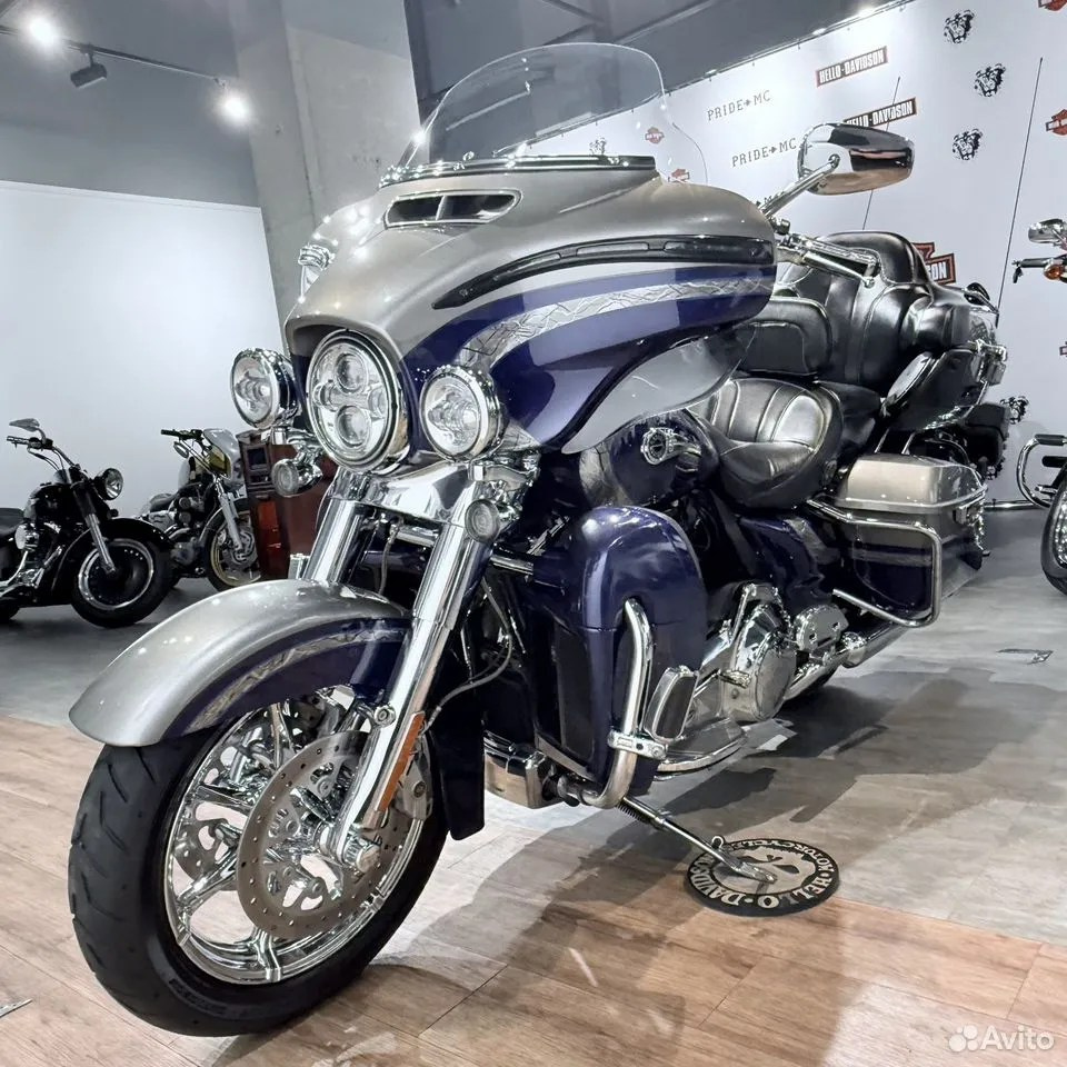2016 CVO Limited 110 АВS Раlladium Silver / Phаntоm Вlue. Hello Davidson, Москва. Только хорошие мотоциклы…
