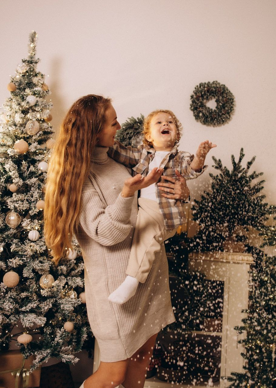 Новогодняя фотосессия семейная в Мытищах. Фотостудия «Птичка» Мытищи,