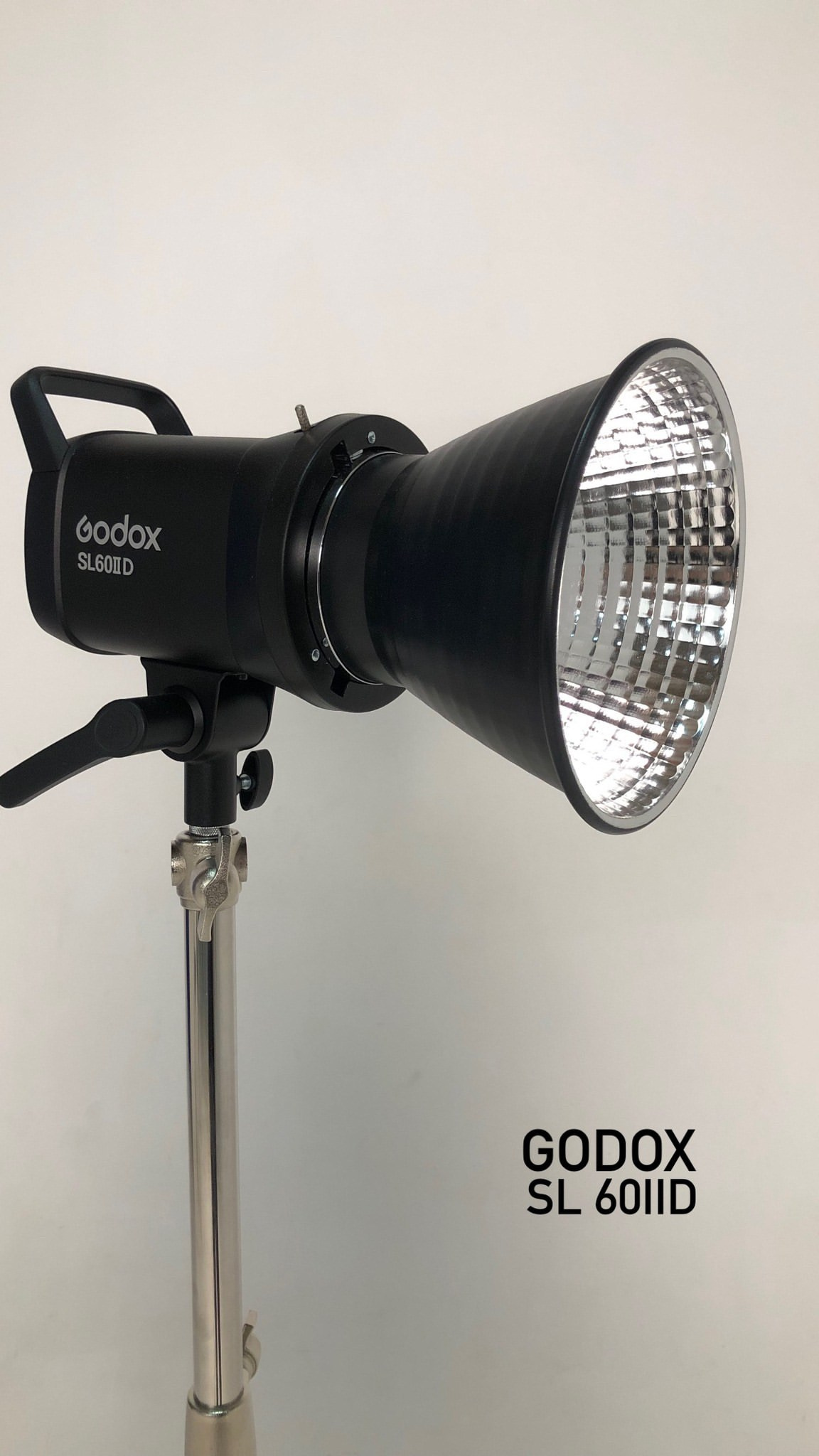 Фотостудия в центре СОЧИ, рядом с ТЦ МореМолл, все для фото и видео. Семейный фотограф в Сочи Лара Salut