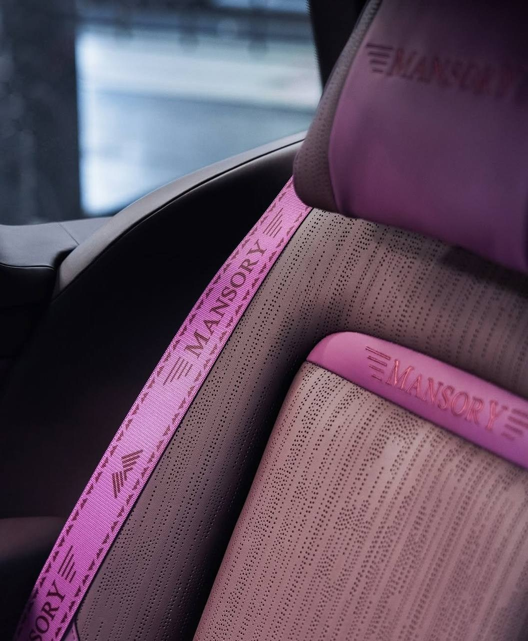 Rolls-Royce Cullinan. Design Yachts and Cars