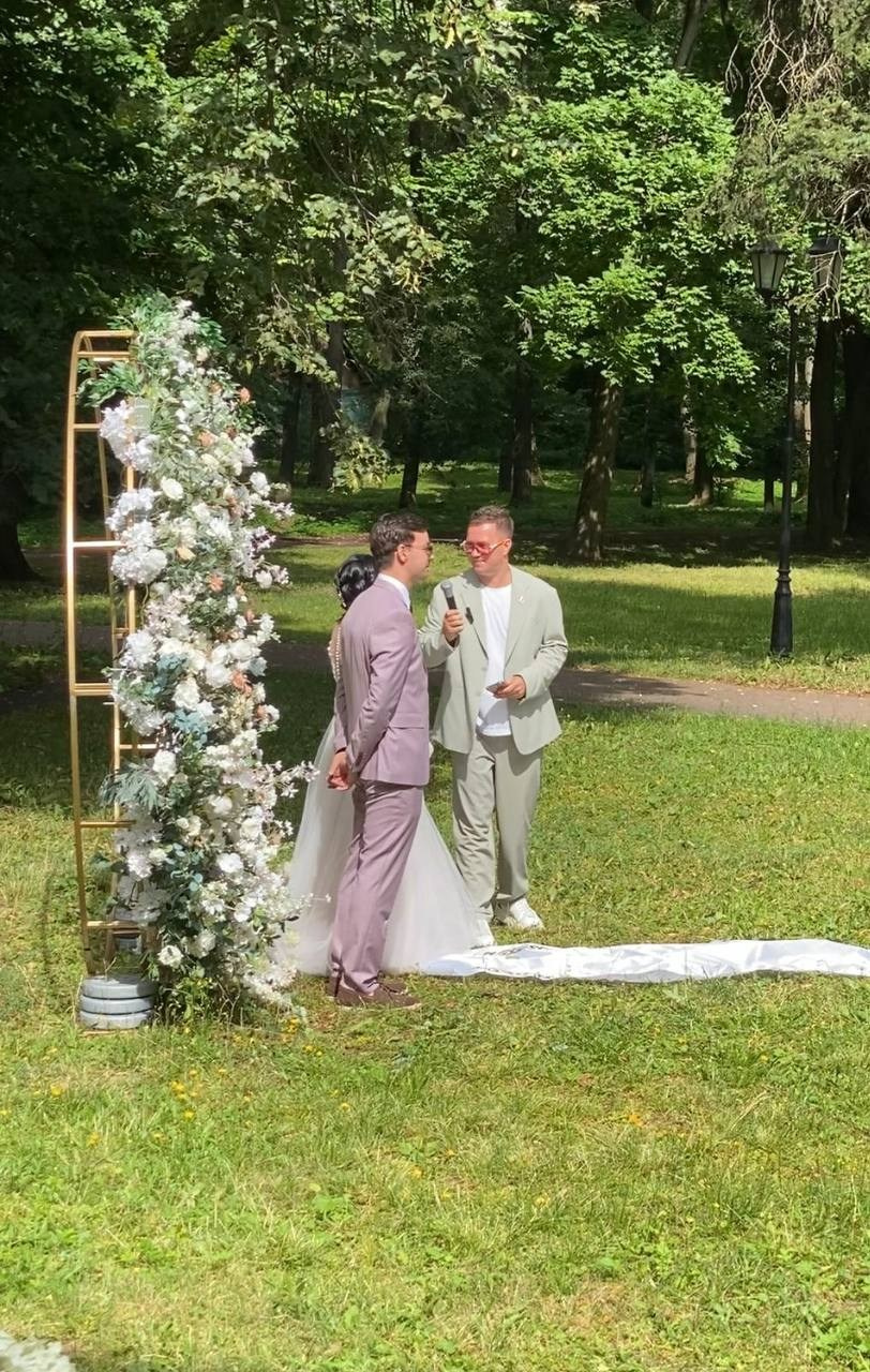 Ведущий Волкодав. Подрядчики и друзья сети свадебных площадок House for wedding