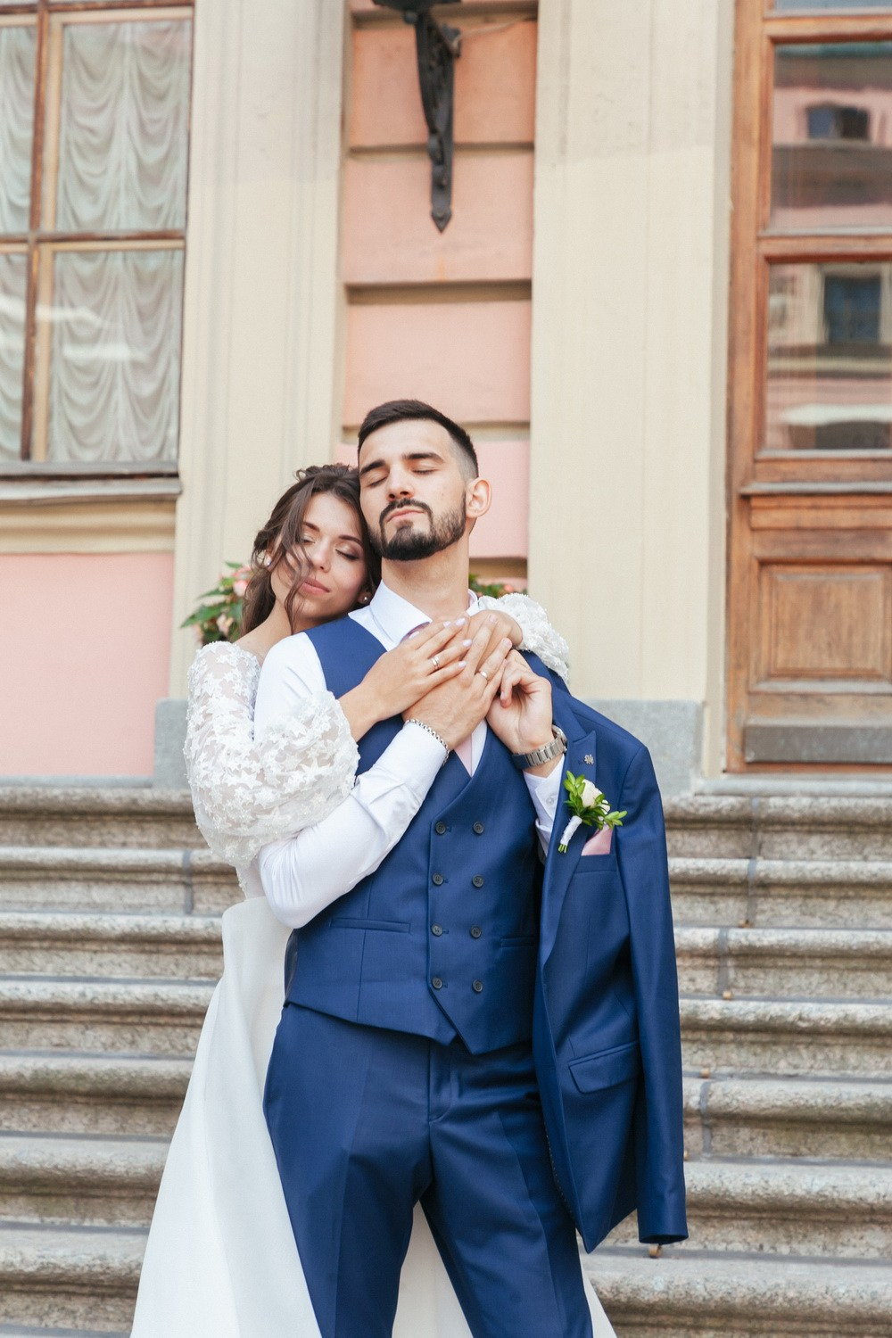 Свадебная прогулка в СПб, фотограф Денис Шмигирилов. Фотограф крещение венчание в Петербурге! Помогает подобрать храм и посоветовал душевного батюшку в СПб