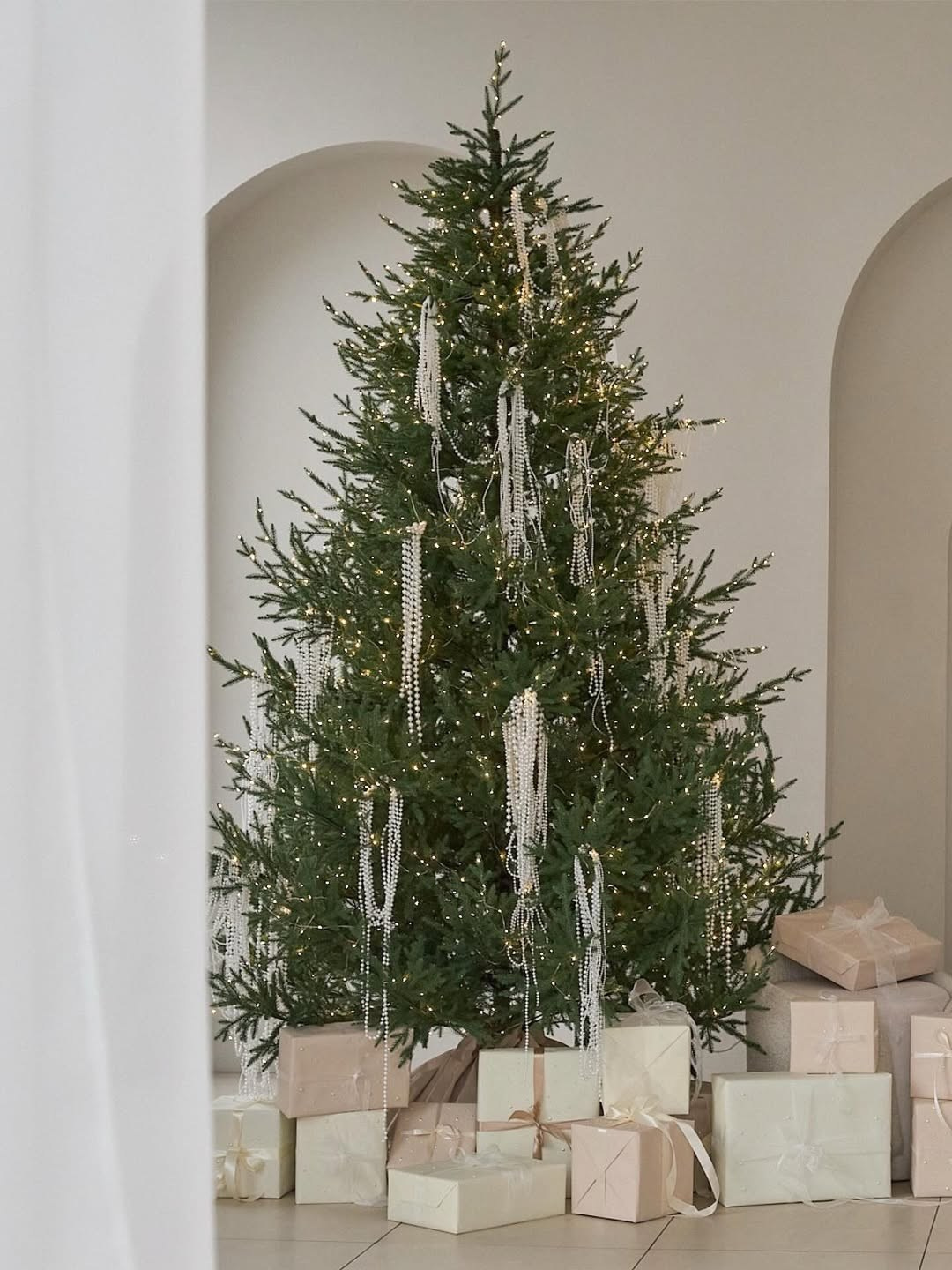 Новогодние студии, Новогодние залы для фотосессии в Санкт-Петербурге. Новогодние семейные фотосессии в СПб. Женский фотограф Санкт-Петербург Александра Колий