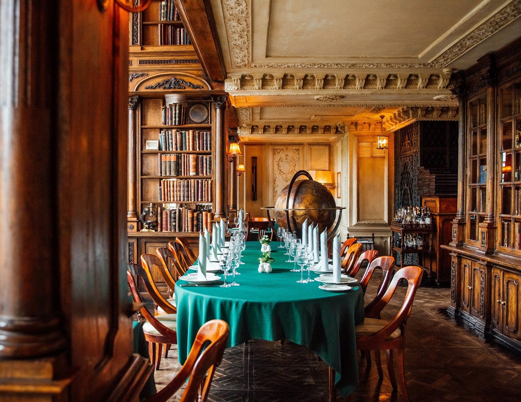 Локации для свадебной фотосессии в дождь. Свадебный и семейный фотограф Москва и Московская область