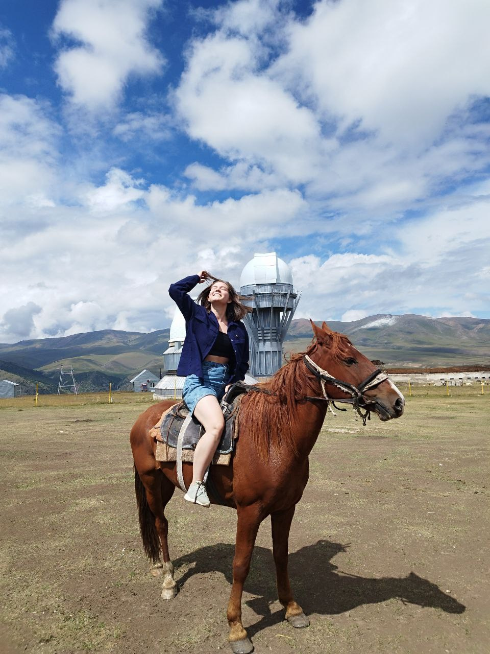 Melon Travel в Алматы: экскурсии и джип туры в Чарынский каньон, озера Каинды, Кольсай, Иссык, национальный парк Алтын Эмель