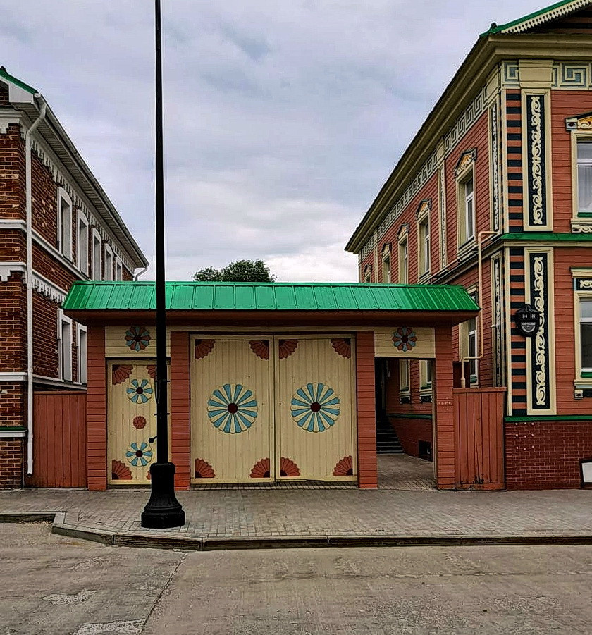 Старинные двери и окна