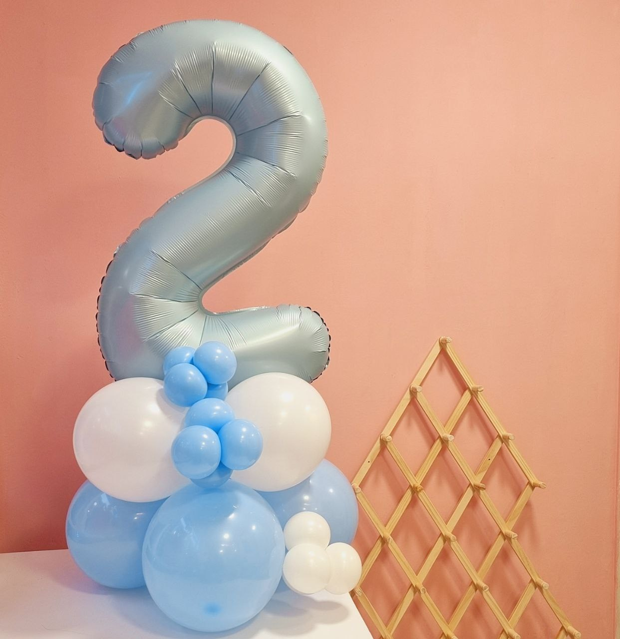 Композиции напольные. Шары с гелием, фотозоны Нови Сад Белград. Balone i dekoracije od balona Novi Sad Beograd