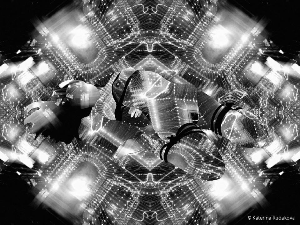 Катерина Рудакова, Katerina Rudakova, Люминографическое общество Санкт-Петербурга, Свет вместо краски, фотография, люминограф, lightpainting, luminografia, люминографика, коллаж,