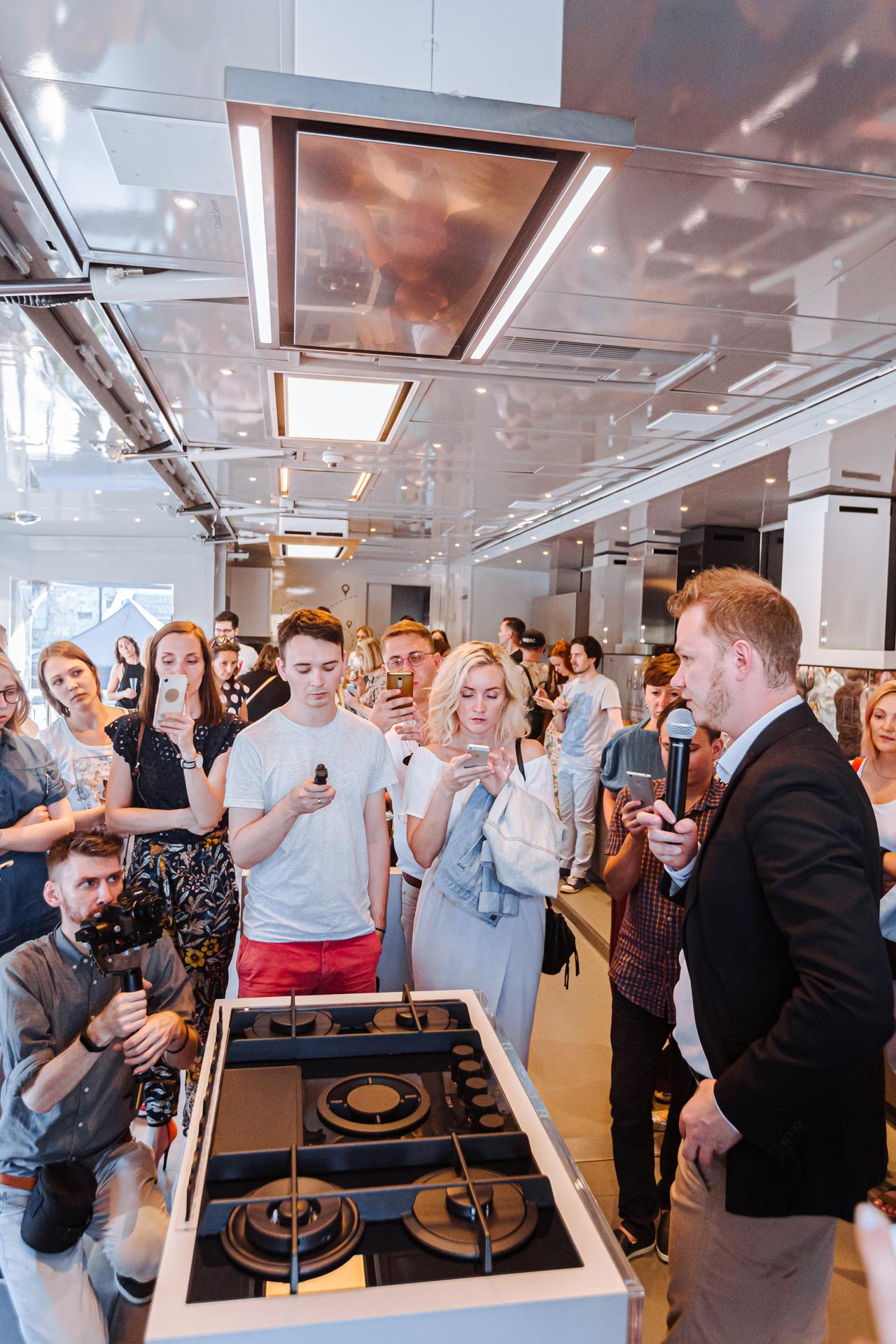 Репортажной фотограф В москве | фотосъемка Вытяжка elica. Свадебный фотограф в Москве | Антон Матвеев