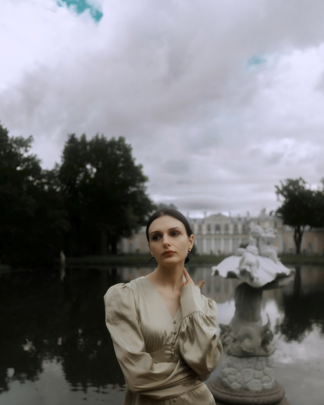Как позировать на фотосессии: прием с героем сериала