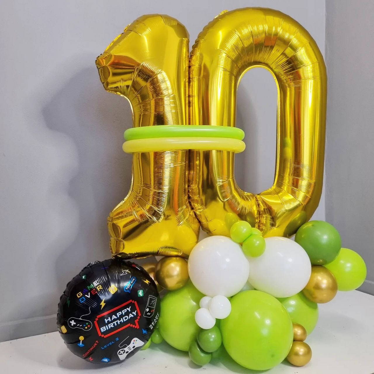 Композиции напольные. Шары с гелием, фотозоны Нови Сад Белград. Balone i dekoracije od balona Novi Sad Beograd